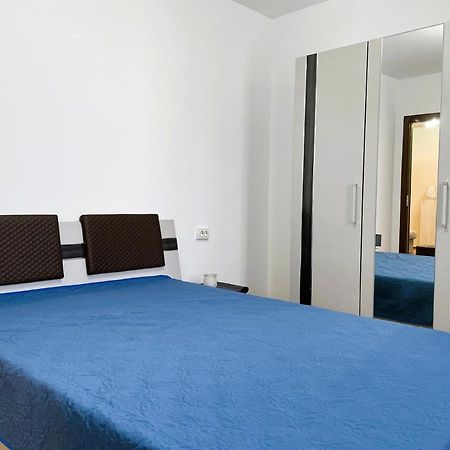 Royal Palace - City Center Accommodation Bucarest Extérieur photo